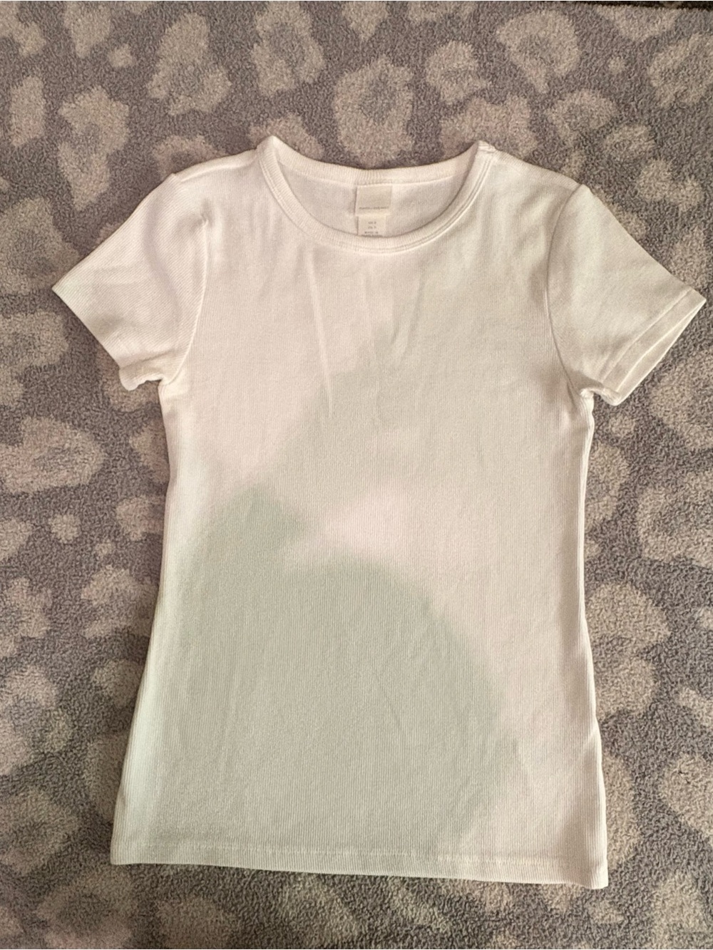 H&M White Short Sleeve Crewneck Tee